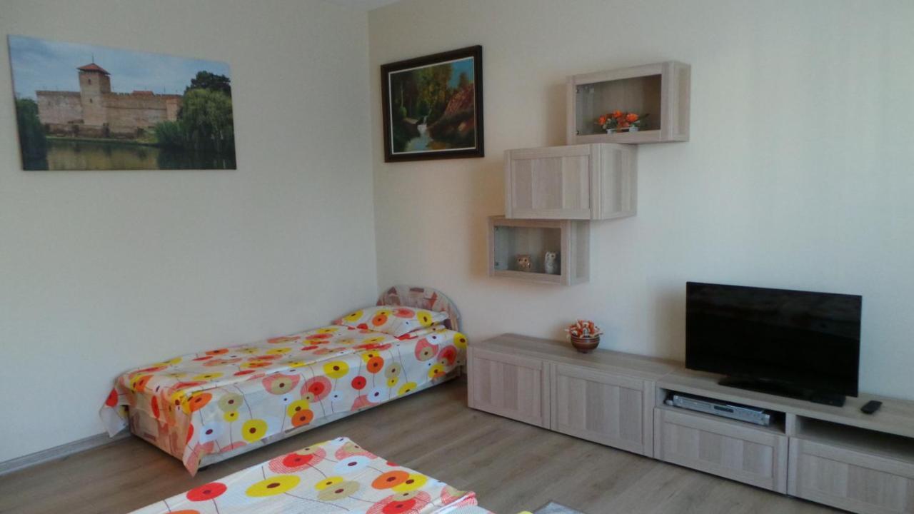 Rozalia Apartman Gyula Zewnętrze zdjęcie