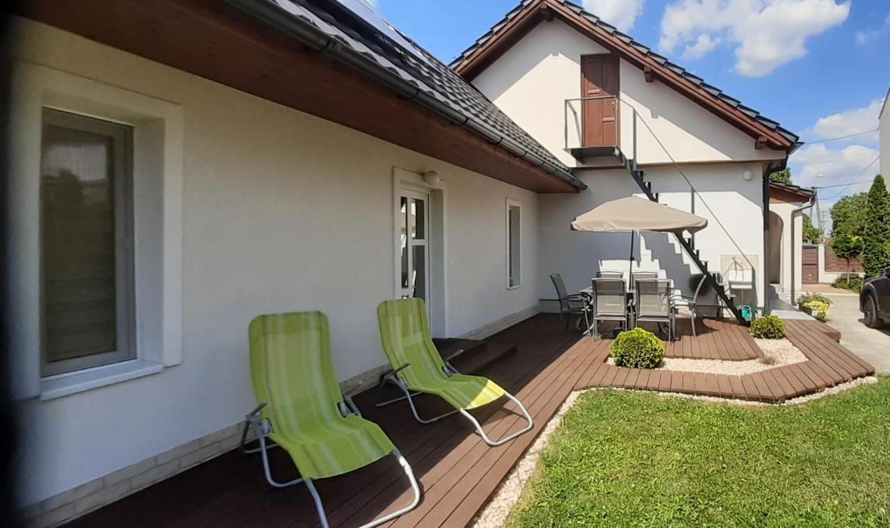 Rozalia Apartman Gyula Zewnętrze zdjęcie